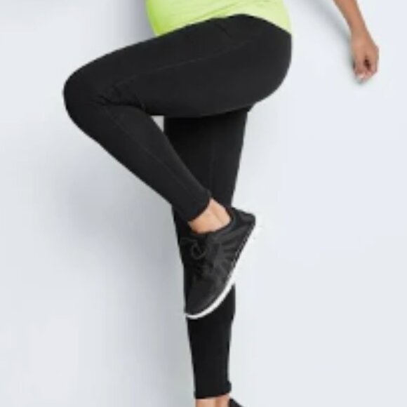 GapFit Maternity Blackout Technology Fast full panel leggings Black SZ Med - Picture 4 of 5